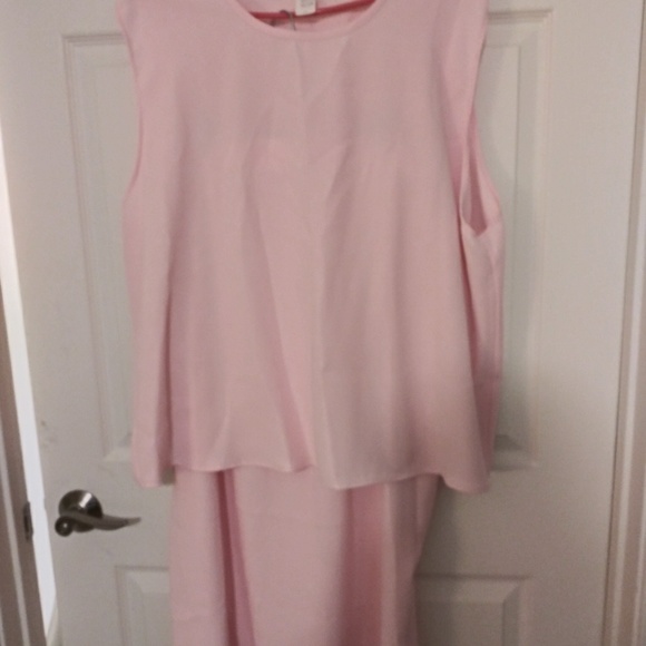 3 piece ladies dress suit, - Picture 3 of 3